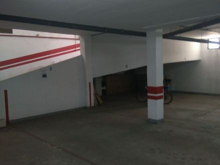 Plaza de aparcamiento en casco historico