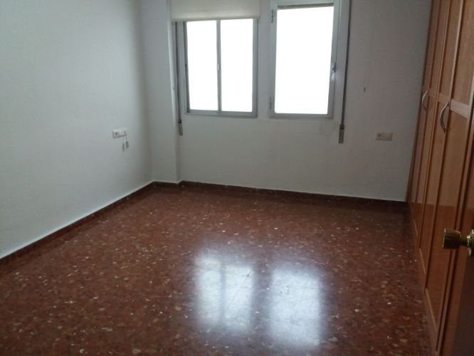 Piso muy luminoso en el centro