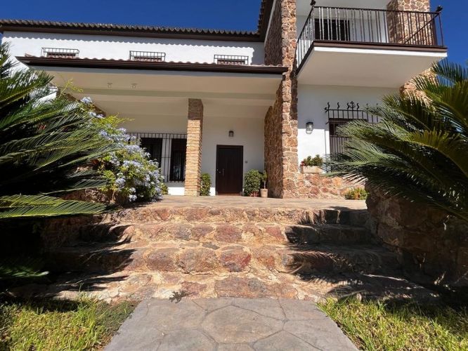 Magnífico Chaelt en Calasancio