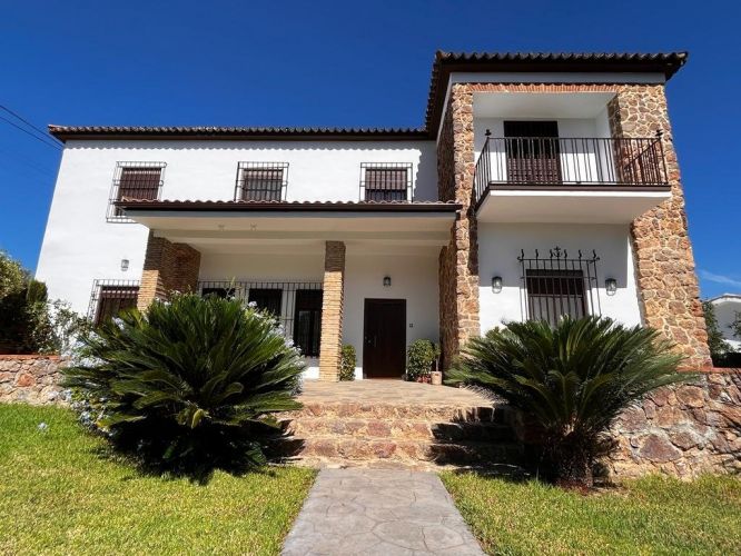 Magnífico Chaelt en Calasancio