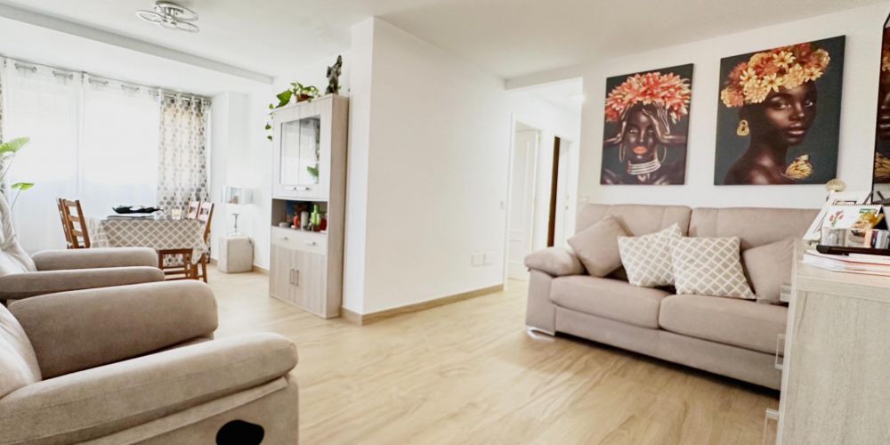 PRECIOSA VIVIENDA TOTALMENTE REFORMADA EN ZONA SANTUARIO