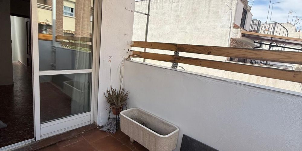 CASA DOS PLANTA CON LOFT INDEPENDIENTE