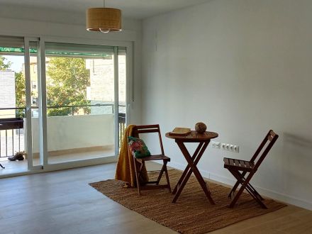 PISO REFORMADO CON TERRAZA EN ZONA BRILLANTE