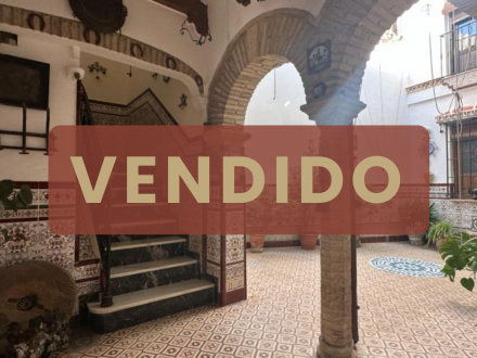 CASA EN CORDOBA ZONA CASCO ANTIGUO 