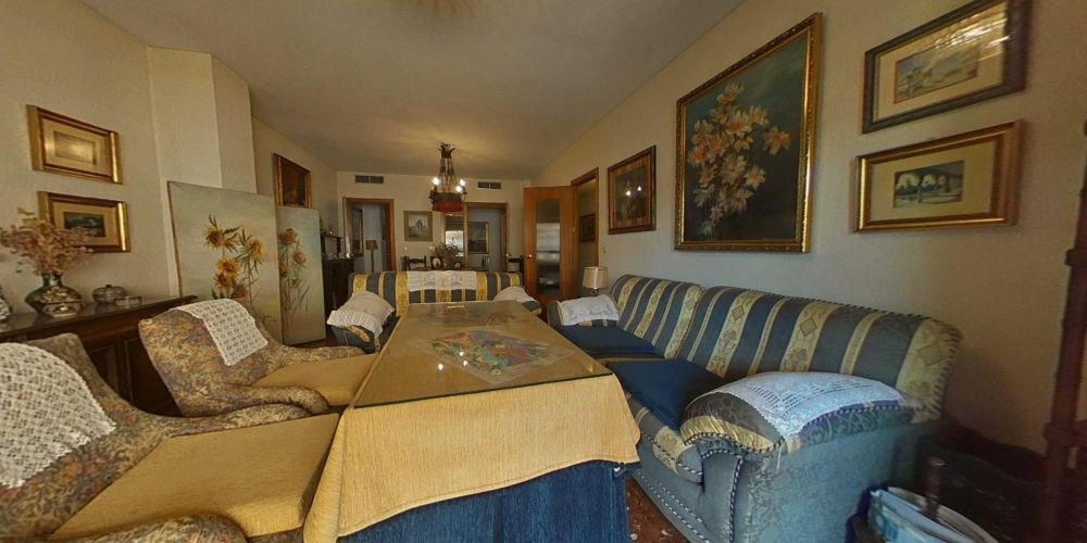 PISO JUNTO A LA ESTACION DE TREN