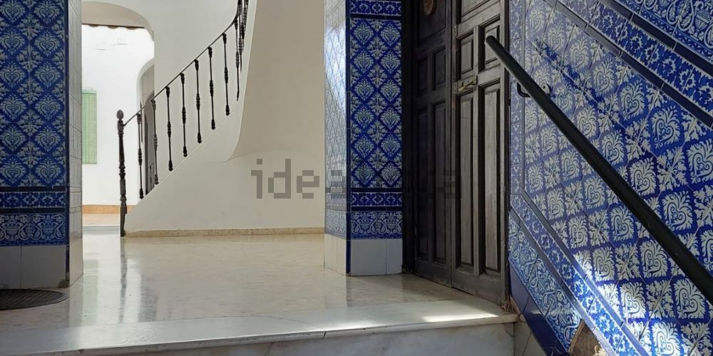 PISO EN LA EMBLEMÁTICA ZONA DE LA JUDERÍA- SAN BASILIO
