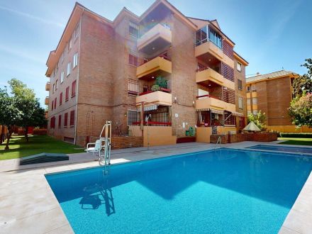 MAGNÍFCA VIVIENDA EN ZONA ESCULTOR FERNÁNDEZ MÁRQUEZ