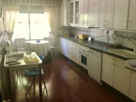 Piso zona Camping con terraza