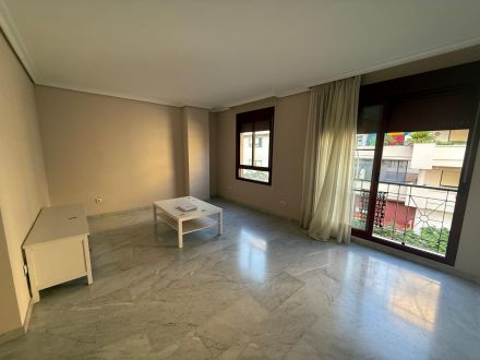 MAGNIFICO PISO JUNTO CAÑITO BAZAN