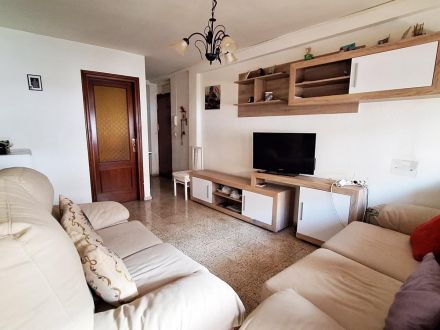 VIVIENDA EN EL CAIRO CON TERRAZA 
