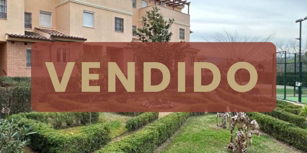 MAGNÍFICA VIVIENDA EN RESIDENCIAL CON PISCINA EN ALCOLEA
