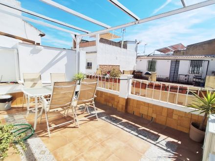 ¡¡ CASA REFORMADA CON SOLARIUM EN EL HIGUERON!!