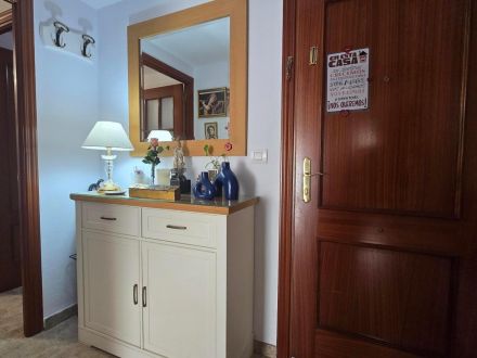 MAGNÍFICO PISO EN LEVANTE CON GARAJE, TRASTERO Y PATIO PRIVADO