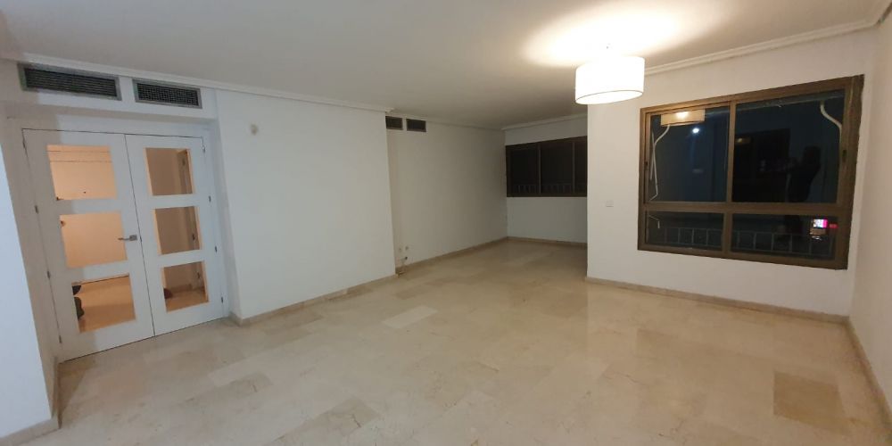 VIVIENDA REFORMADA UBICADA JUNTO A BULEVAR DE GRAN CAPITÁN