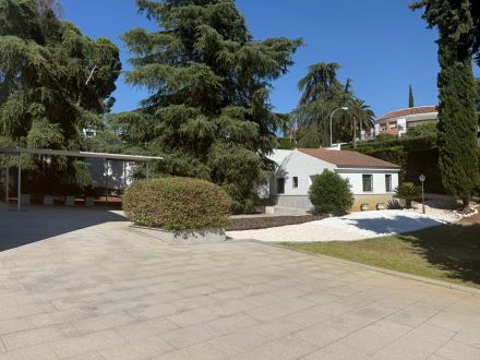 ESTUPENDO CHALET EN BRILLANTE!