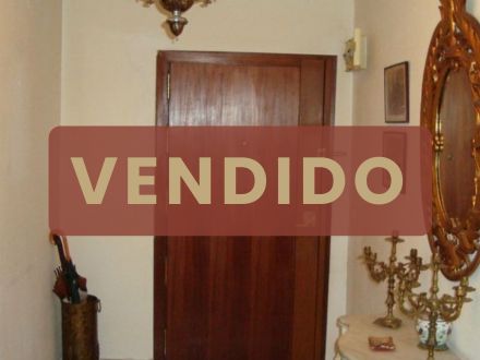 PISO EN CENTRO A BUEN PRECIO