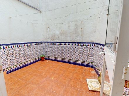 MAGNÍFICA VIVIENDA EN PLENA JUDERÍA CON AMPLIO PATIO PRIVADO