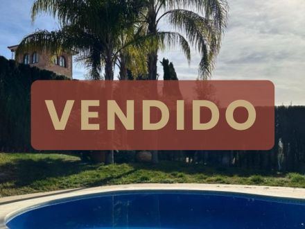 FANTÁSTICA CASA EN VENTA EN ALCOLEA.