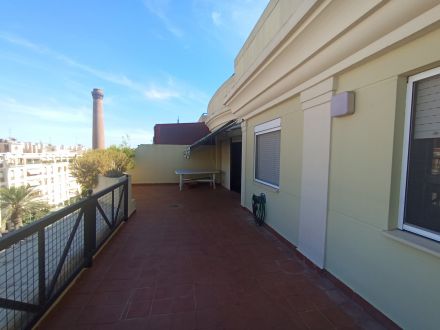 ÁTICO EN ALQUILER JUNTO A TORRE MAR MUERTA