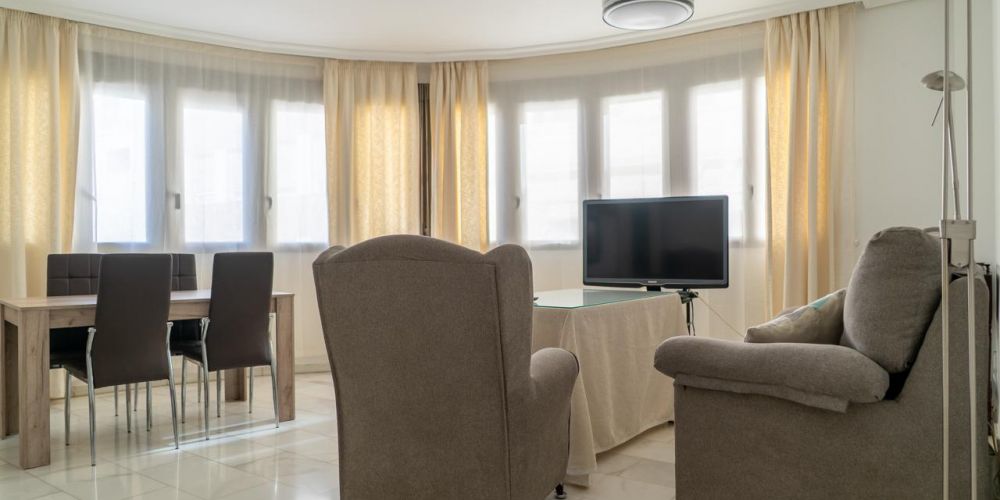 ALQUILER JUNTO A BULEVAR DE GRAN CAPITAN!!