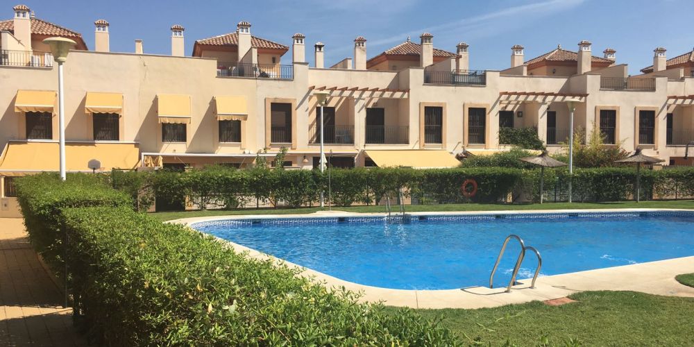 EXCLUSIVA VIVIENDA COMPLETAMENTE REFORMADA EN MIRABUENO
