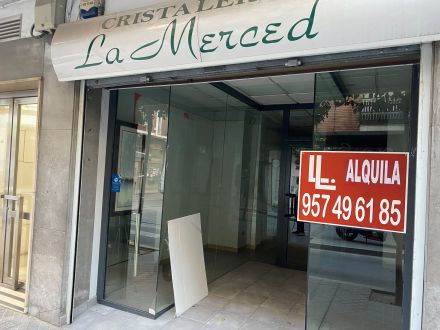 APLIO LOCAL COMERCIAL EN DOCE DE OCTUBRE