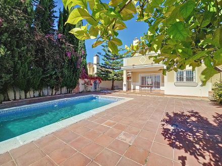 ESPECTACULAR CASA INDEPENDIENTE EN PARAÍSO ARENAL!