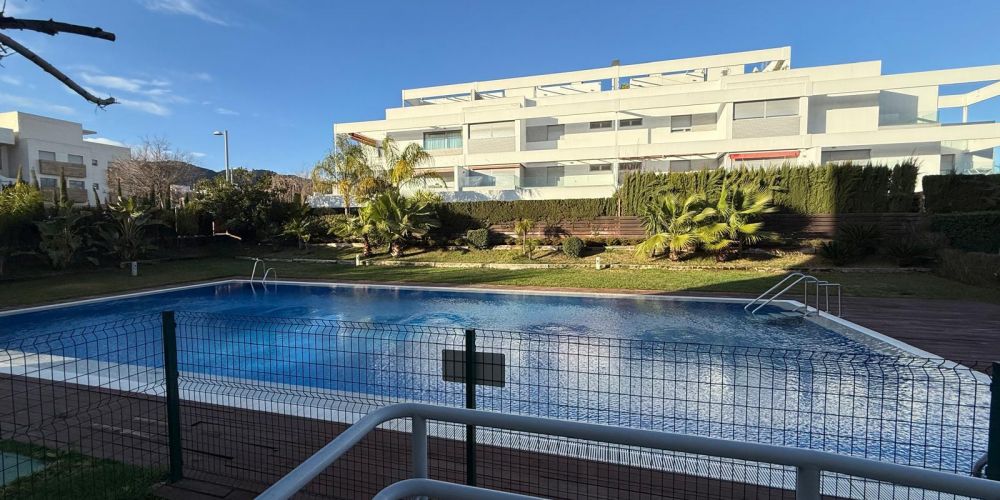 BAJO EN VENTA ZONA TABLERO 
