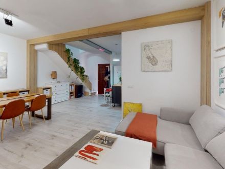 EXCLUSIVA VIVIENDA SITUADA JUNTO A PALACIO DE VIANA