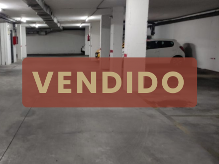 GARAJE EN HUERTA LA REINA 