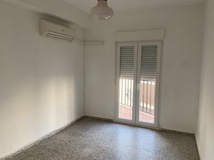 Piso ubicado en la Avenida de Almogávares.