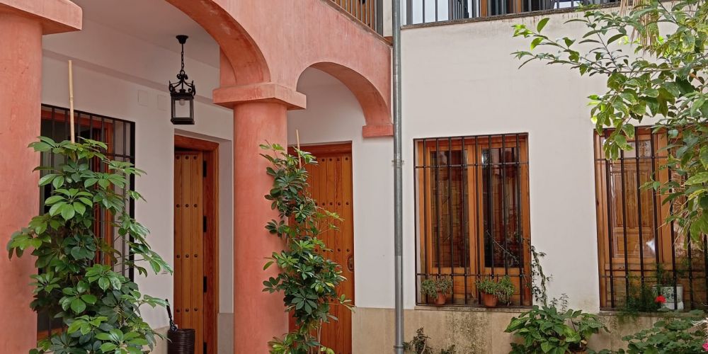 APARTAMENTO JUNTO A PLAZA DEL POTRO