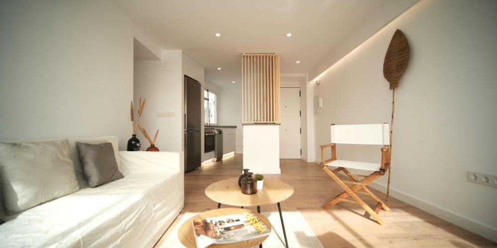 PISO A ESTRENAR EN CARLOS III CON PLAZA DE APARCAMIENTO Y ASCENSOR