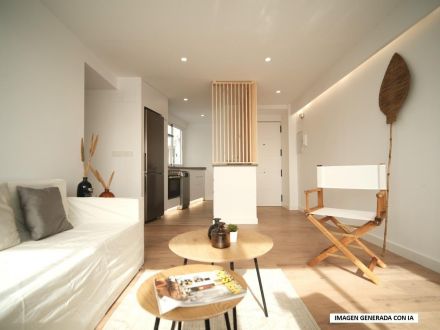 PISO A ESTRENAR EN CARLOS III CON PLAZA DE APARCAMIENTO Y ASCENSOR