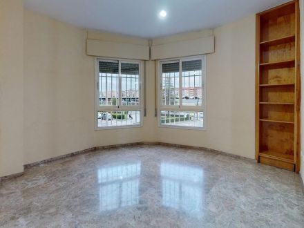 PISO EN LA ZONA ARROYO DEL MORO 