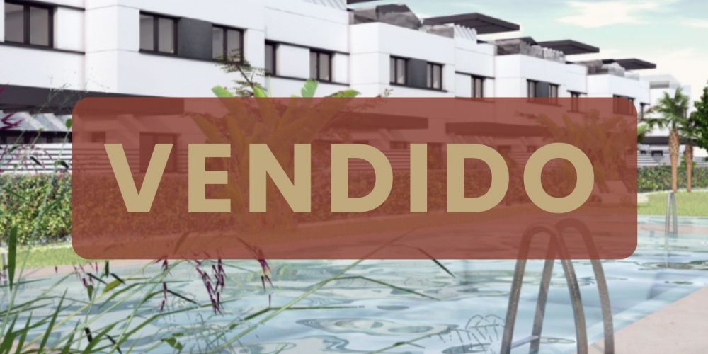 Promoción de 26 casas adosadas frente a hipercor