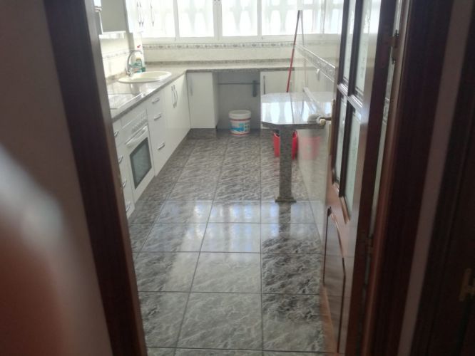 Precioso piso en Valdeolleros con terraza