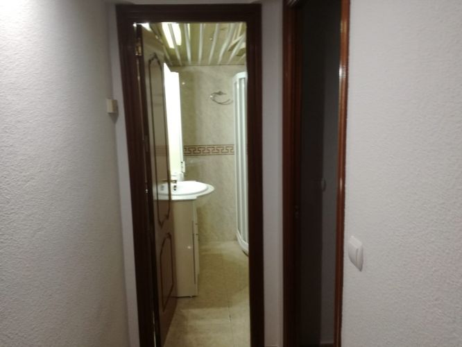 Precioso piso en Valdeolleros con terraza