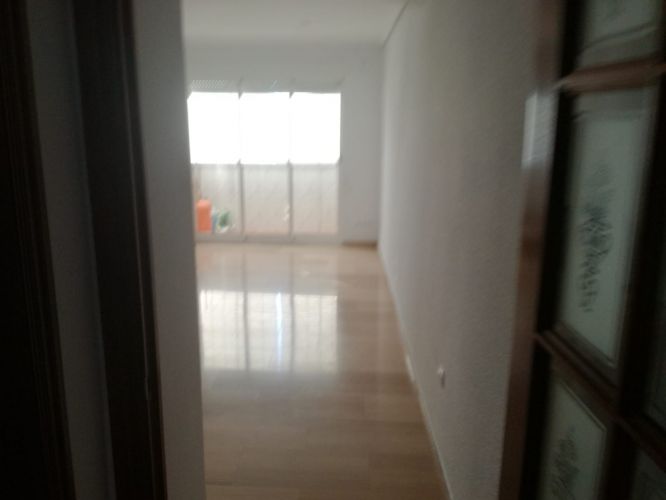 Precioso piso en Valdeolleros con terraza