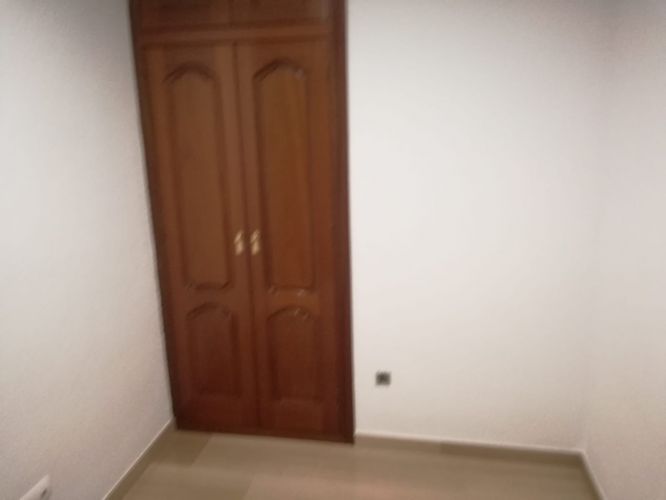 Precioso piso en Valdeolleros con terraza