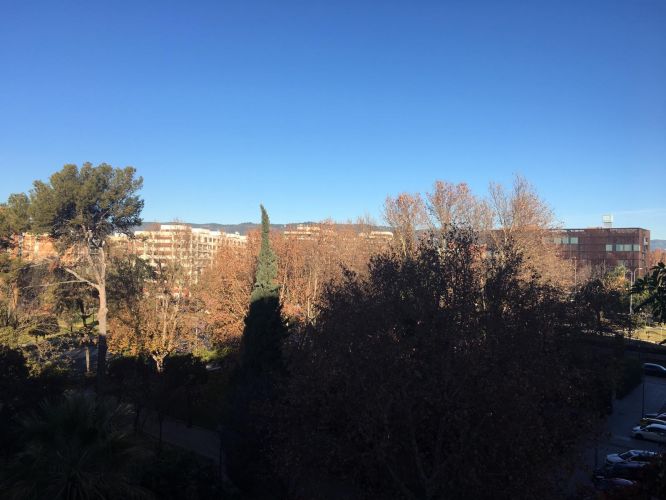 Gran piso con terraza en Vallellano