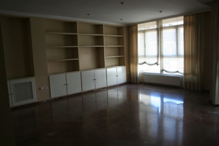 GRAN PISO SEÑORIAL EN PLENO CENTRO