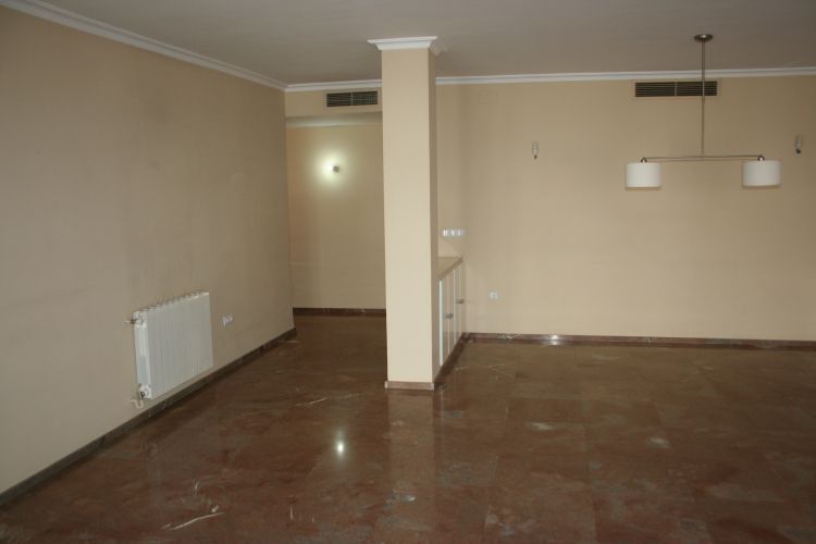 GRAN PISO SEÑORIAL EN PLENO CENTRO