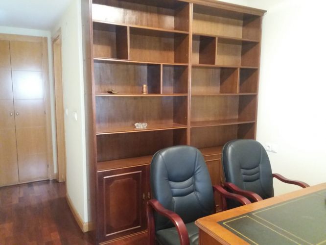 Estupenda vivienda en el Vial