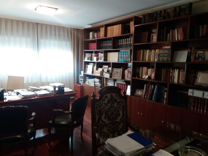 Estupenda vivienda en el Vial