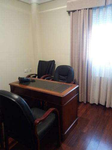 Estupenda vivienda en el Vial