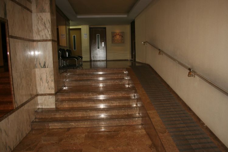Piso en Avda América con terraza