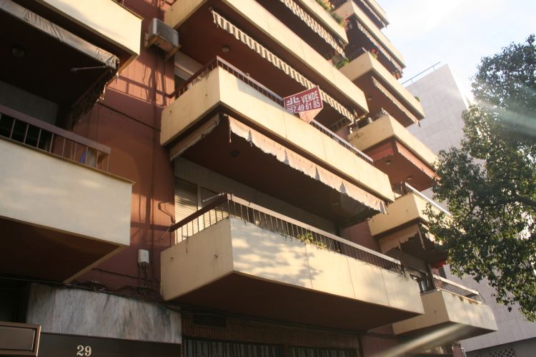 Piso en Avda América con terraza