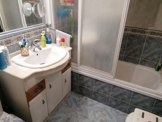 MAGNÍFICA OCASIÓN POR PRECIO Y ZONA EN LA VIÑUELA- RESCATADO