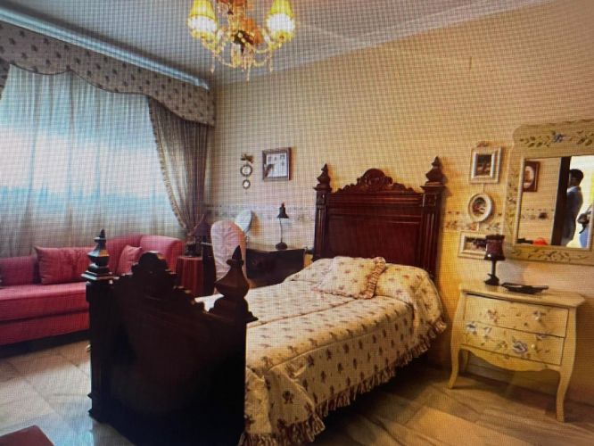 ESPECTACULAR CHALET EN ZONA BRILLANTE